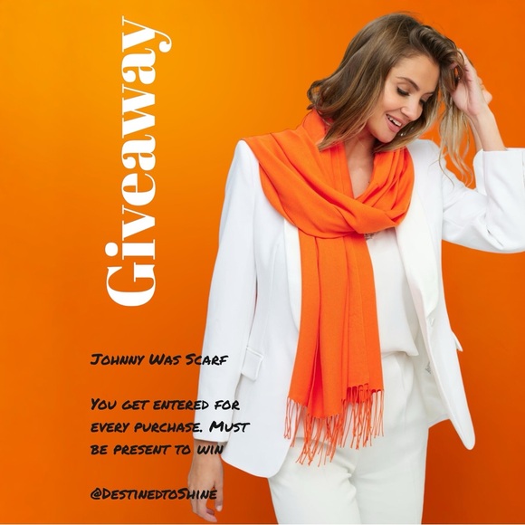 GIVEAWAY + FREE SHIPPING 😊 - Picture 11 of 17